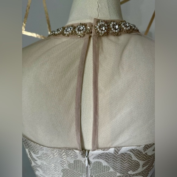 Maggy London Metallic Floral Midi Dress - Picture 12 of 16